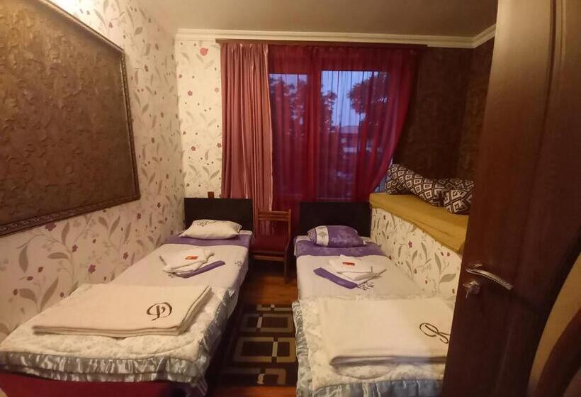 Quarto Economy, Mini House