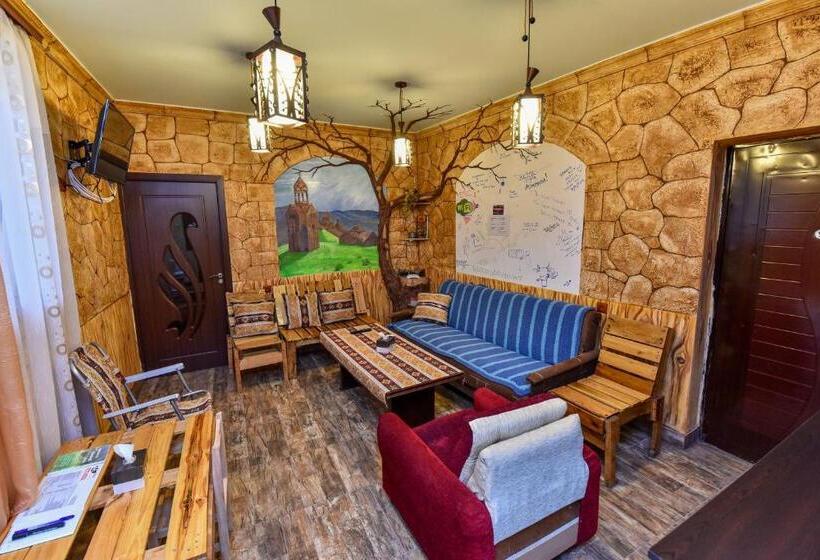 Трежместный Номер Economy, Mini House