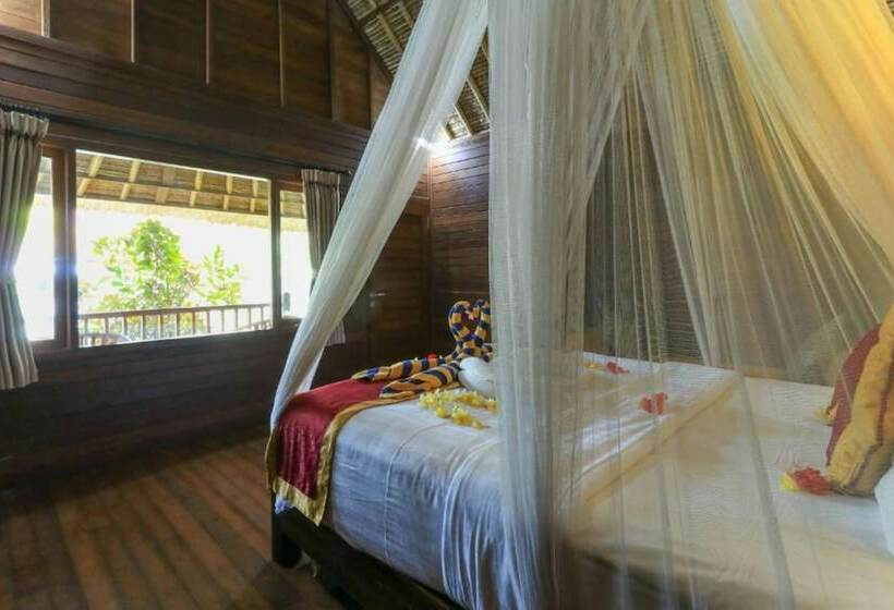 Бунгало Стандарт, Lembongan Mantra Huts