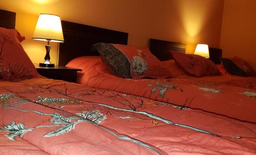 غرفة قياسية رباعية, Hostal Nataly