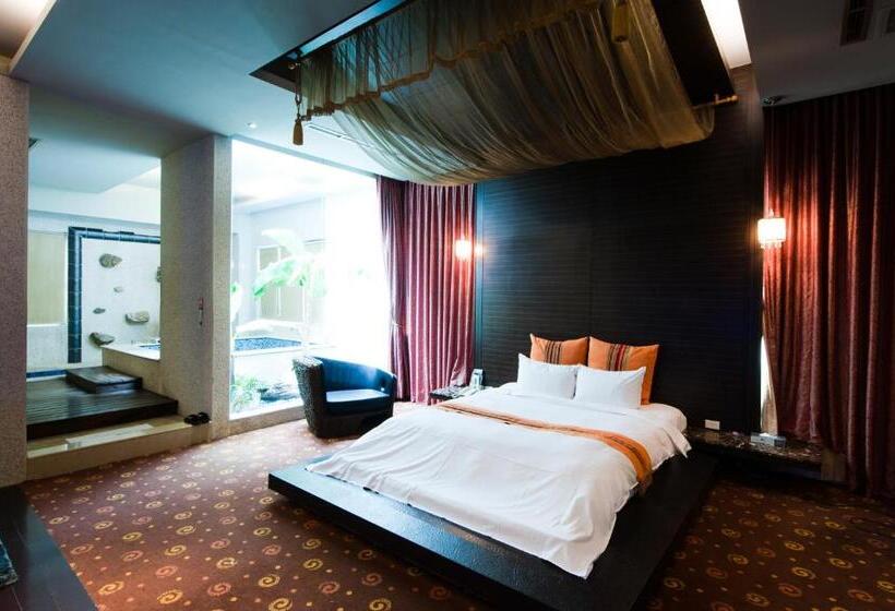 اتاق سوپریور, Her Home Spa Motel Chiayi