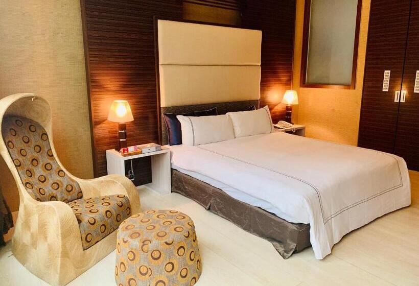 اتاق اکونومی, Her Home Spa Motel Chiayi