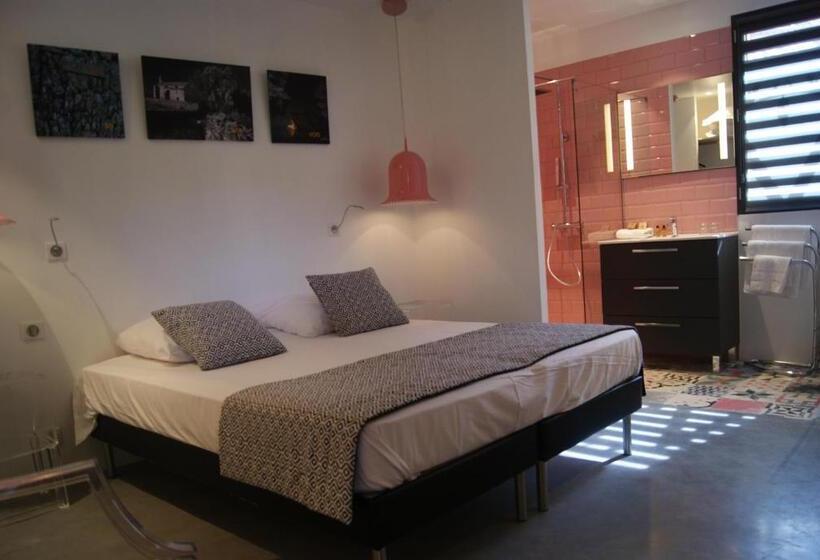 Трехместный Номер Superior, Contact Hôtel Le Minervois   Hôtel & Restaurant Au Nord De Carcassonne