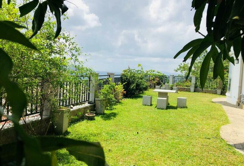 سوییت خانوادگی, The Heaven's Villa Kandy