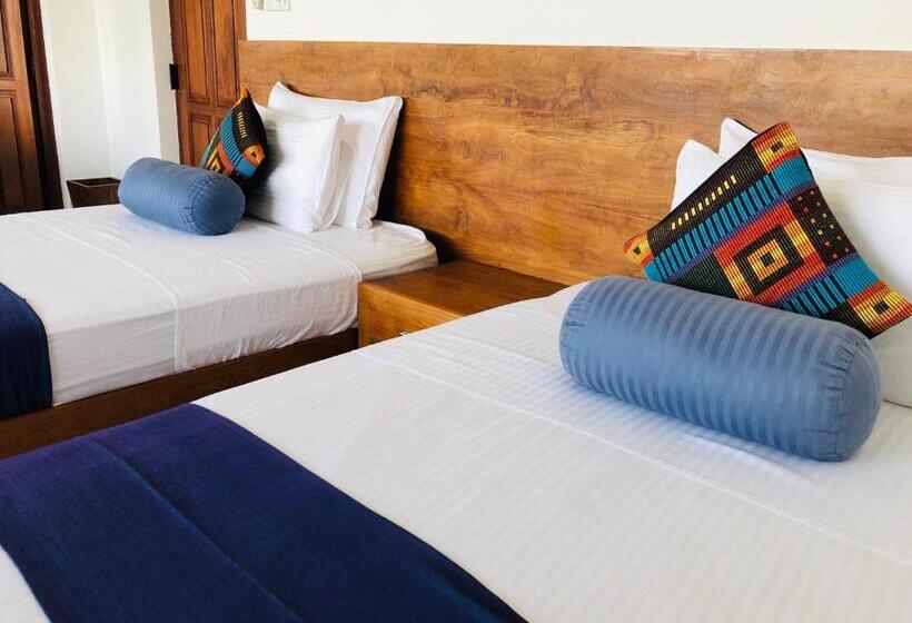 Deluxe Room Mountain View, The Heaven's Villa Kandy