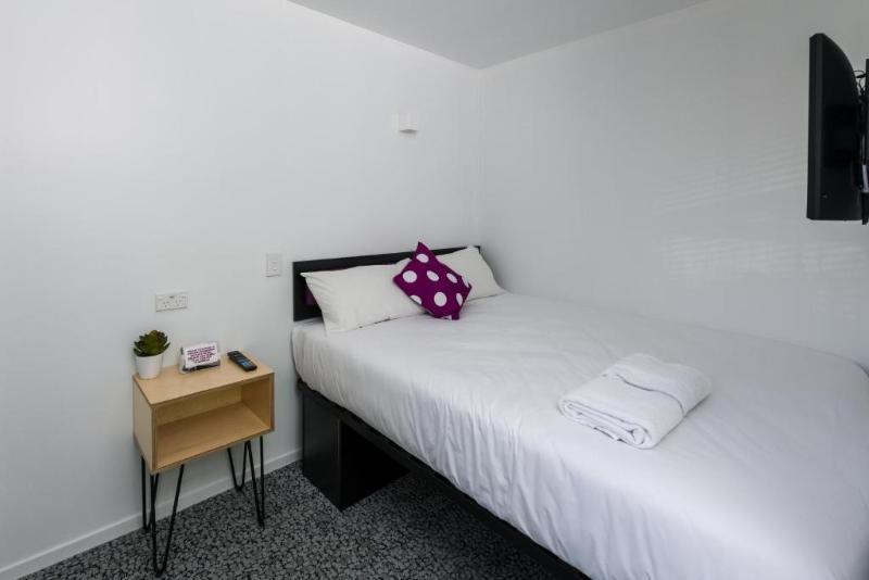 اتاق استاندارد با بالکن, Lylo Queenstown