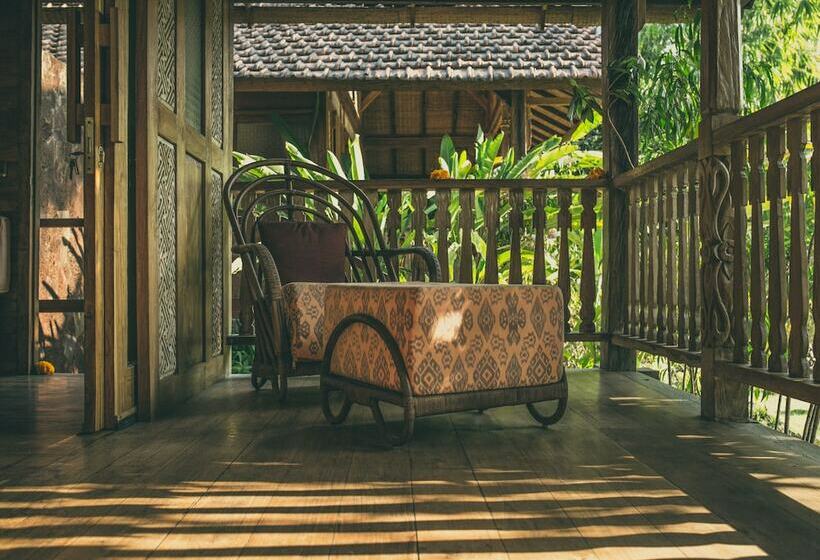 Бунгало Deluxe, Desa Saya Eco Luxury Resort & Spa