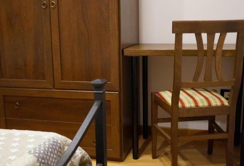 اتاق استاندارد یک نفره, B&b Culla Dell Aquila
