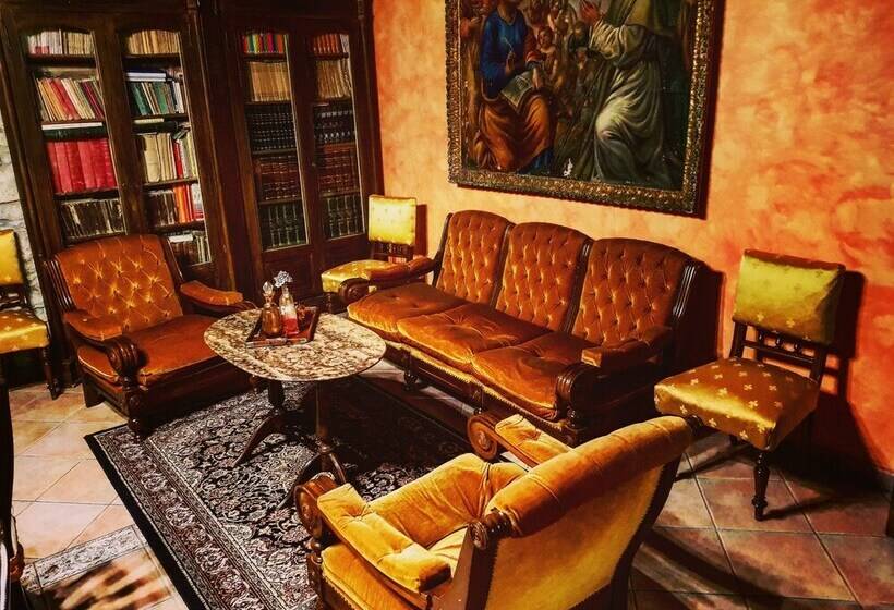 سوییت سوپریور, L'antica Dimora