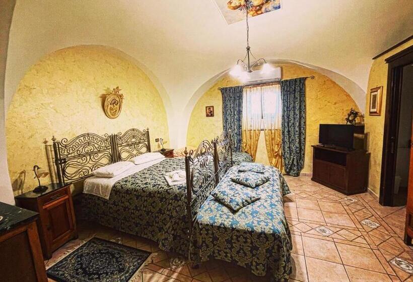سوییت, L'antica Dimora