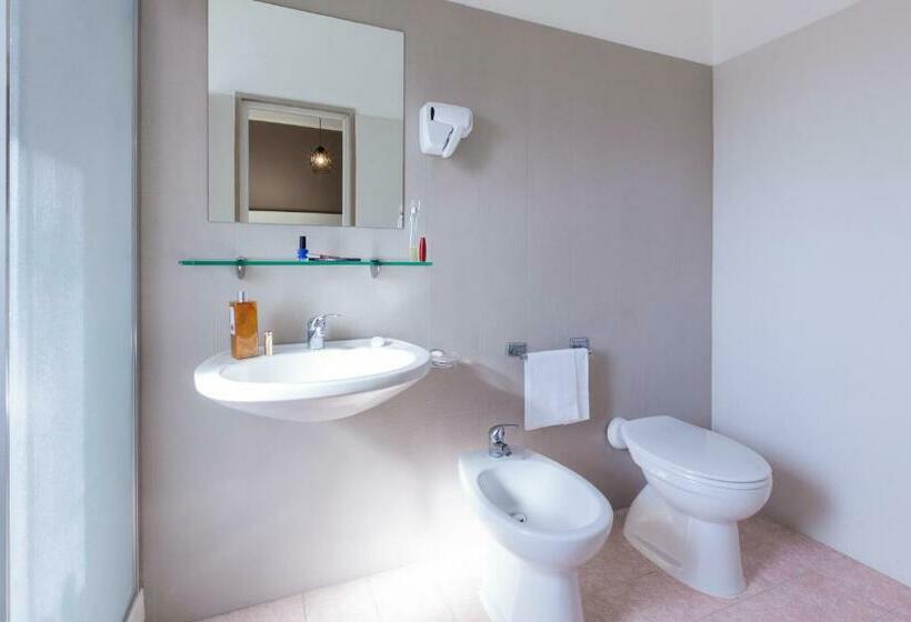 اتاق استاندارد, Ibis Styles Trani