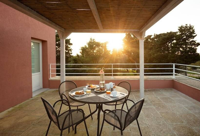 Люкс, Masseria Mongio Dell Elefante