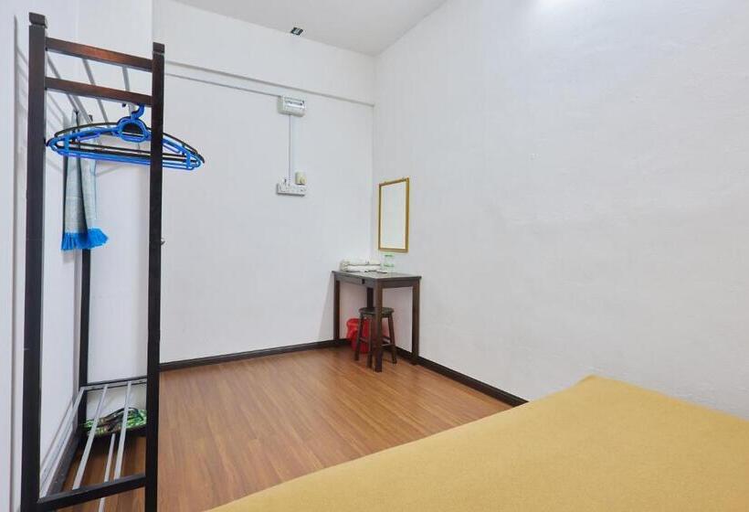 اتاق استاندارد با سرویس بهداشتی مشترک, Uncle Guesthouse Kuala Terengganu