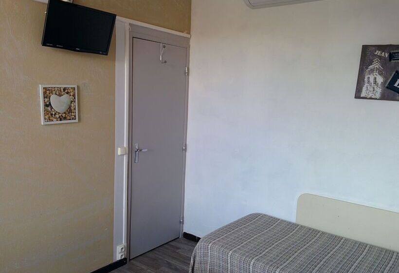 Standardzimmer, Araur