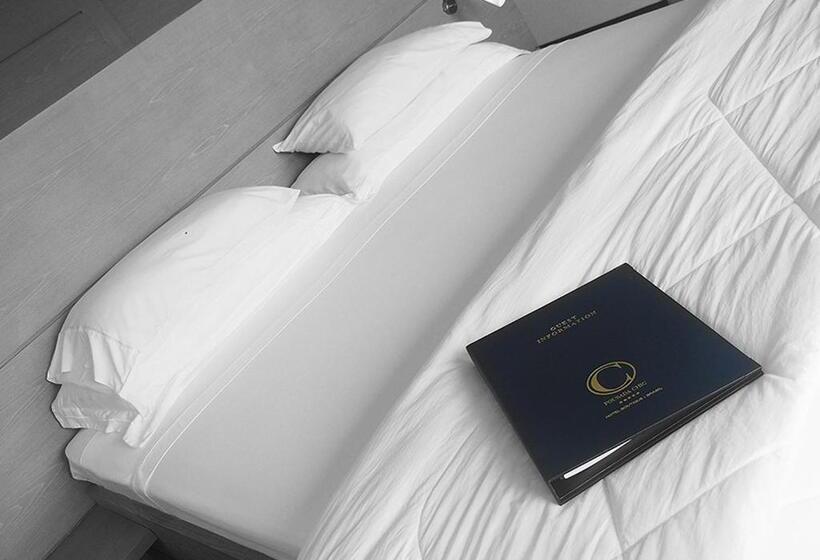 سوییت با چشم‌انداز دریا, Chic Hotel Boutique
