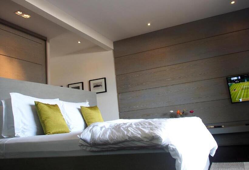 سوییت سوپریور با چشم‌انداز دریا, Chic Hotel Boutique