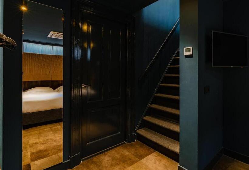 Suíte Deluxe, De Jonker Urban Studios & Suites