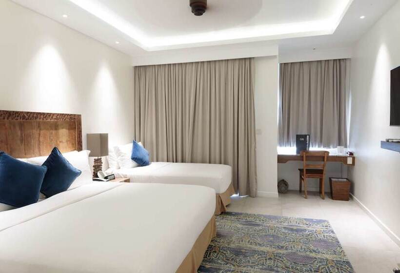 اتاق استاندارد با چشم‌انداز دریا, Cove Resort Palau