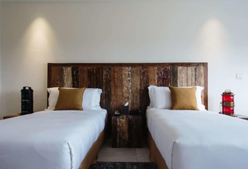 اتاق استاندارد با چشم‌انداز دریا, Cove Resort Palau
