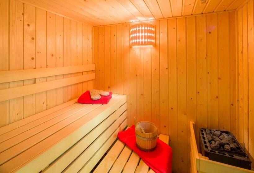 Апартаменты 3 Спальни, Château De Candes   Art & Spa