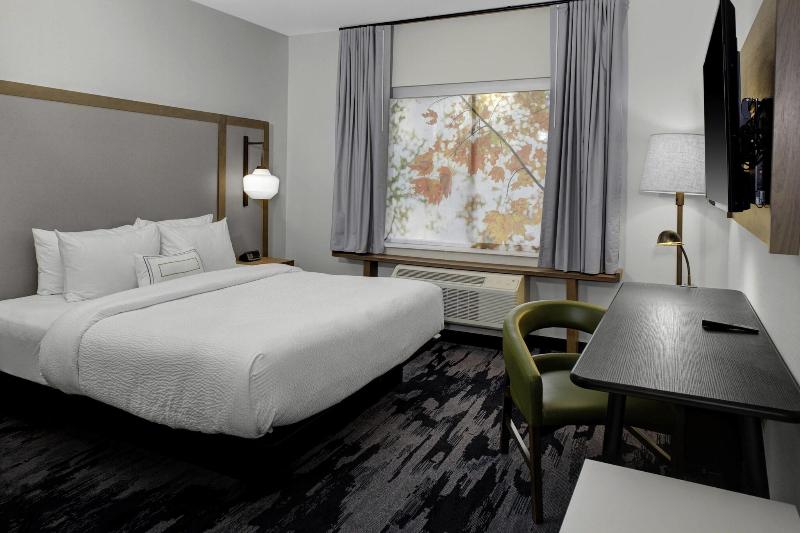 Стандартный Номер Кровать Кинг, Fairfield Inn & Suites By Marriott Roanoke Salem