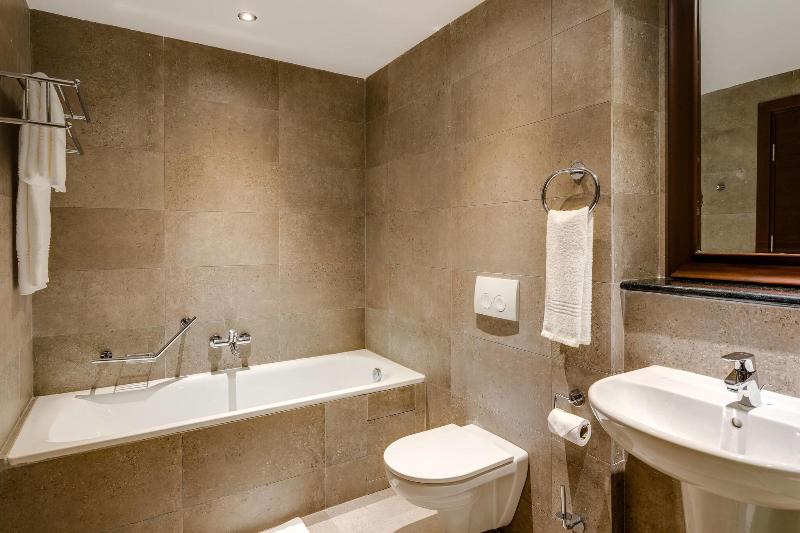 اتاق استاندارد با تخت بزرگ, Protea Hotel by Marriott Owerri Select