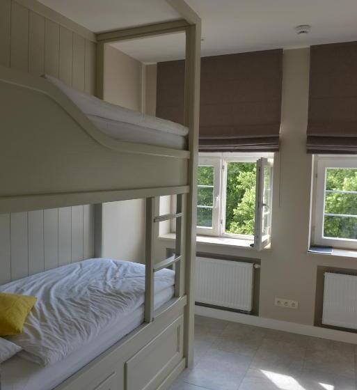 Quarto Familiar Banheiro Compartilhado, Five Point Hostel & Apartments