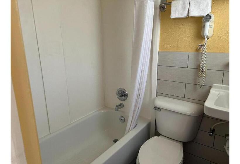 Номер Стандарт, Budget Inn Motel Perrysburg Oh