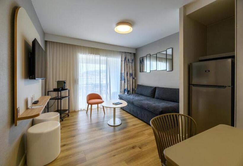 2 Bedroom Suite with Terrace, Best Western Plus Ajaccio Amiraute