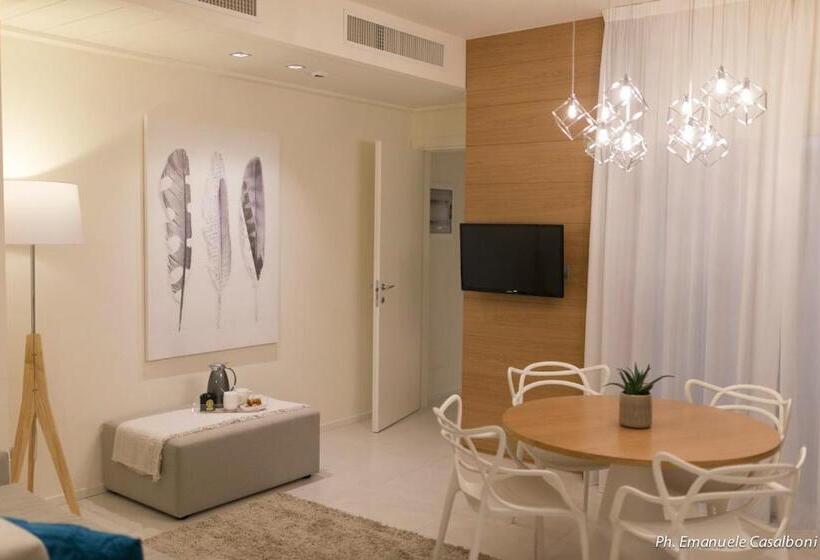 آپارتمان مدیریتی 2 خوابه, Metropol Ceccarini Suite   Luxury Apartments