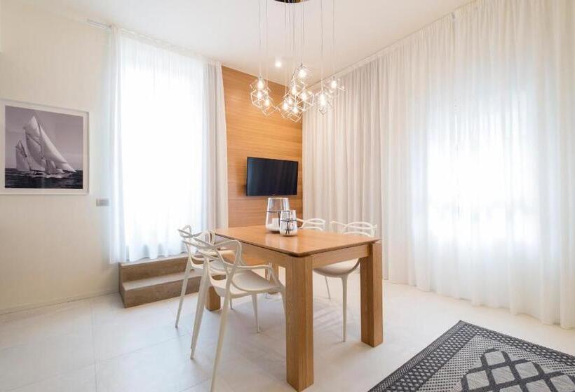 آپارتمان پرستیژ 1 خوابه, Metropol Ceccarini Suite   Luxury Apartments