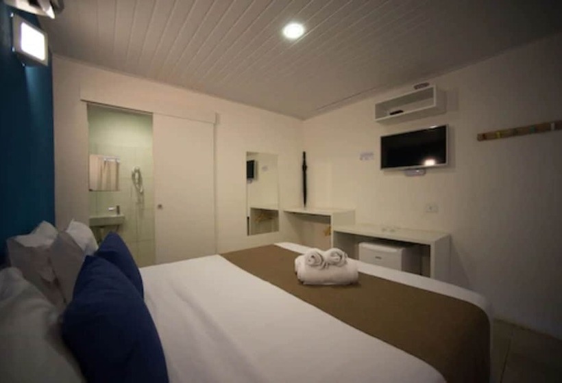 Quarto Estandar, Pousada Malibu