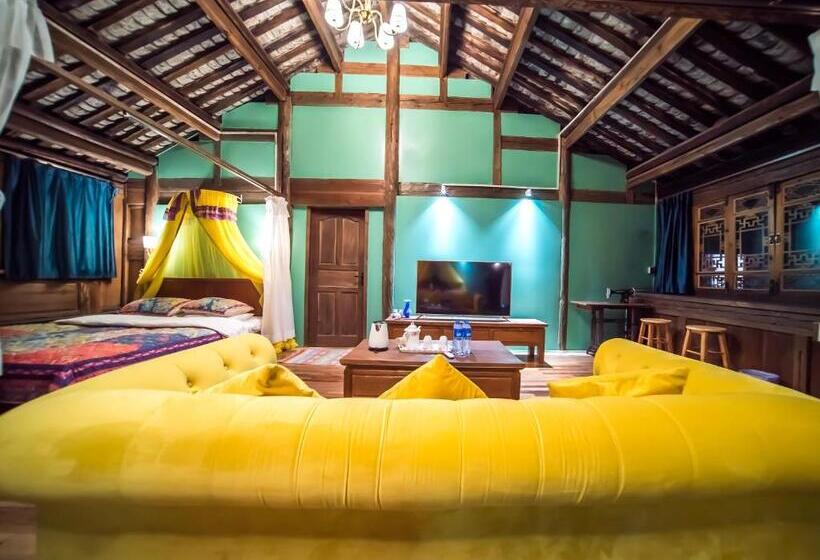 جناح مزود بتراس, Tuo Tuo Guest House