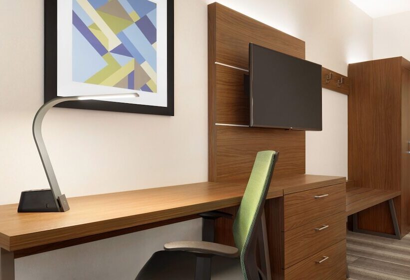 스탠다드 룸, Holiday Inn Express & Suites   Cincinnati South   Wilder, An Ihg