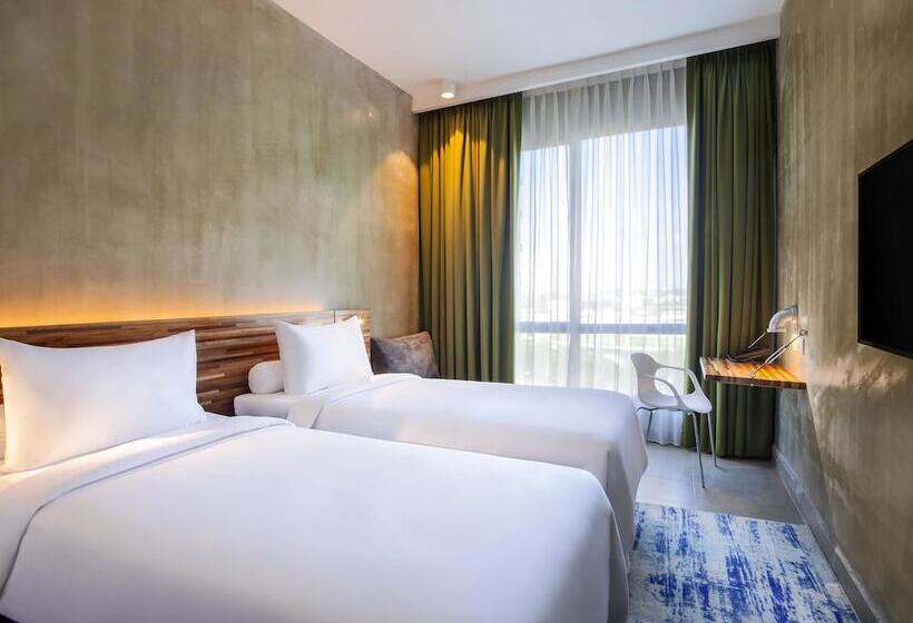 Люкс Superior, Ibis Styles Kota Kinabalu Inanam
