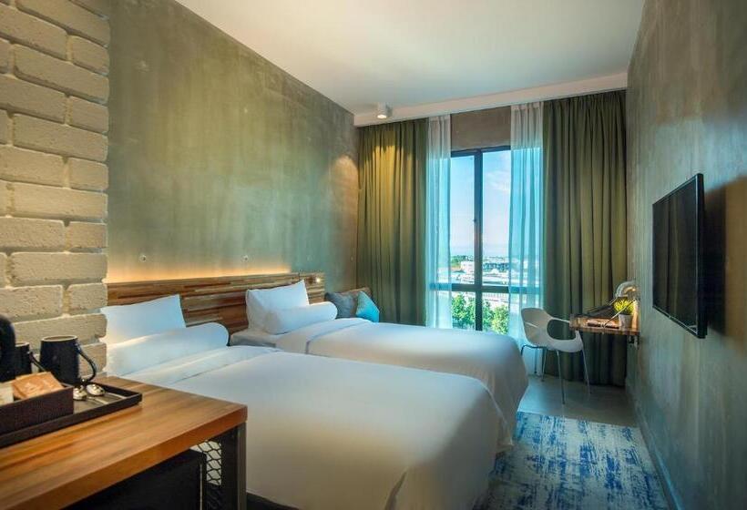 Номер Superior, Ibis Styles Kota Kinabalu Inanam
