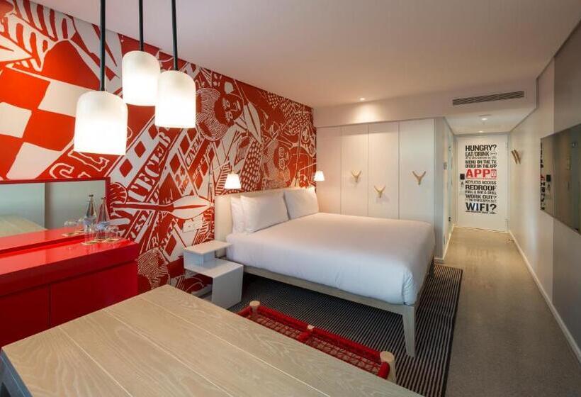 Номер Стандарт Вид на Горы, Radisson Red Hotel V&a Waterfront Cape Town