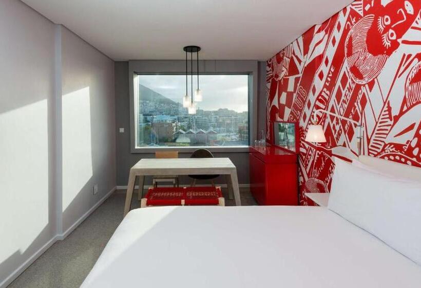 Номер Стандарт Вид на Горы, Radisson Red Hotel V&a Waterfront Cape Town