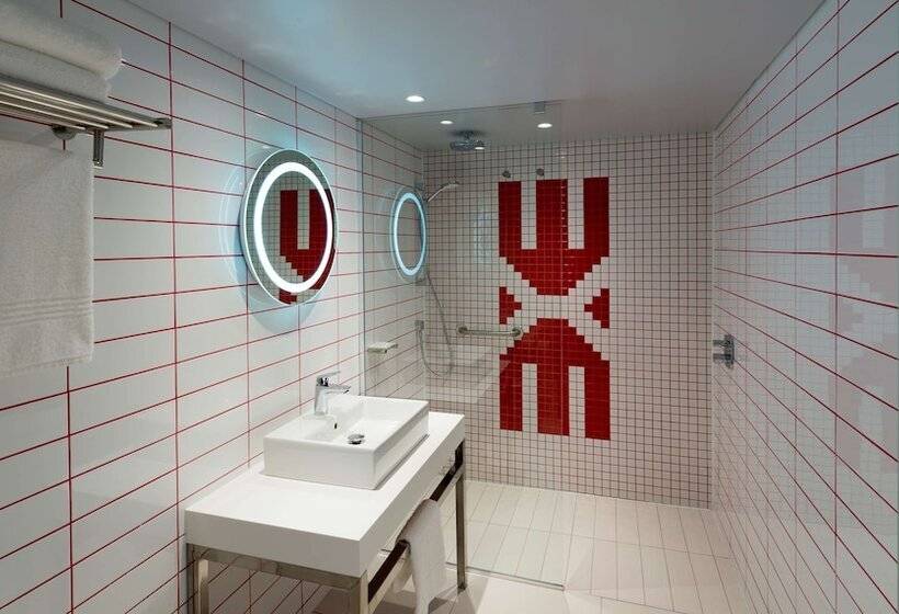Номер Стандарт Вид на Горы, Radisson Red Hotel V&a Waterfront Cape Town