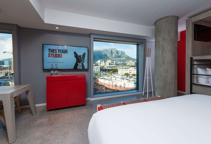 Номер Superior Вид на Горы, Radisson Red Hotel V&a Waterfront Cape Town