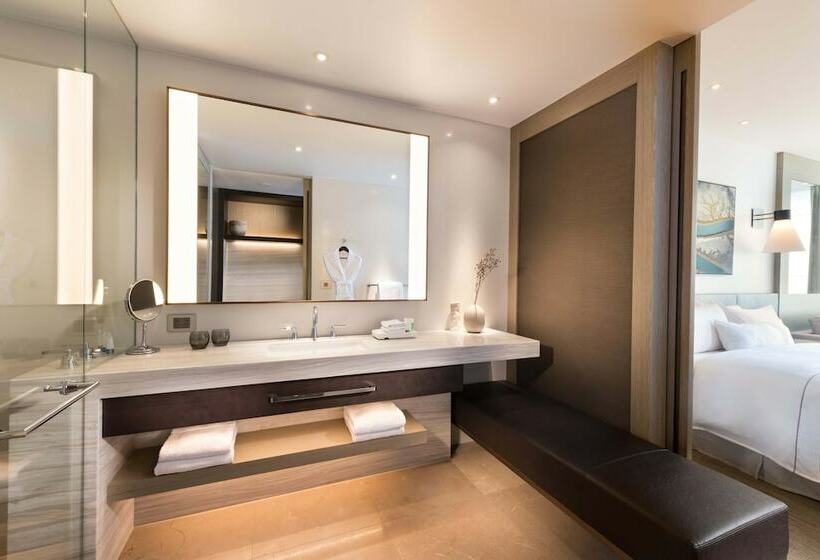 Номер Deluxe, The Westin Perth
