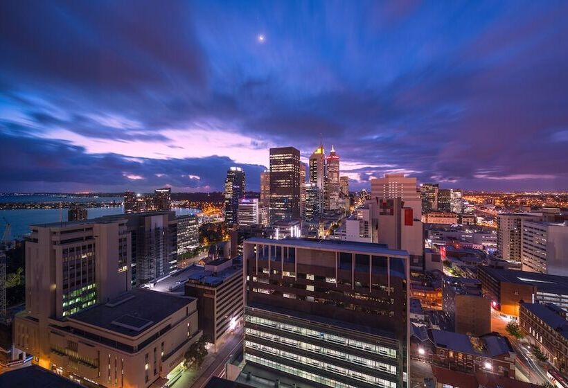 Номер Премиум Вид на Город, The Westin Perth