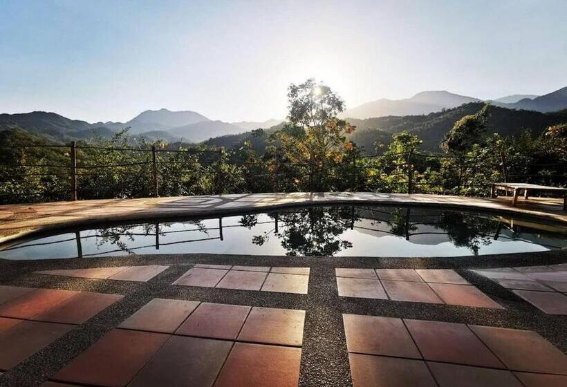 تختخواب در اتاق مشترک, Finca Carpe Diem Ecolodge