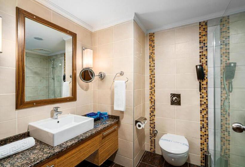 سوییت با چشم‌انداز دریا, Bera Hotel Alanya