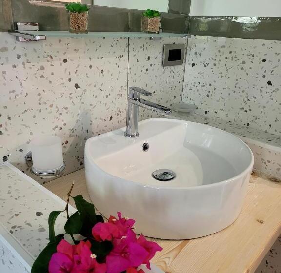 标准工作室, Pompei Suite