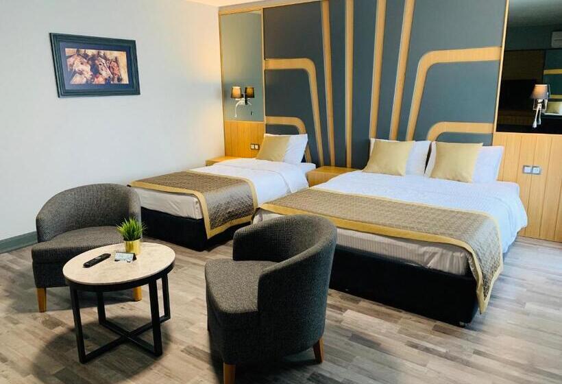 Family Suite, Konak