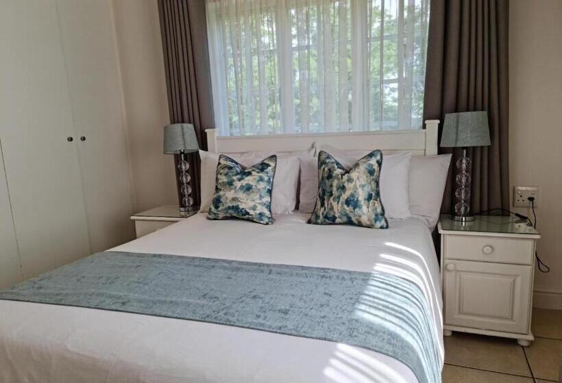 Четырехместный Номер Стандарт, Peaches & Cream Bed & Breakfast