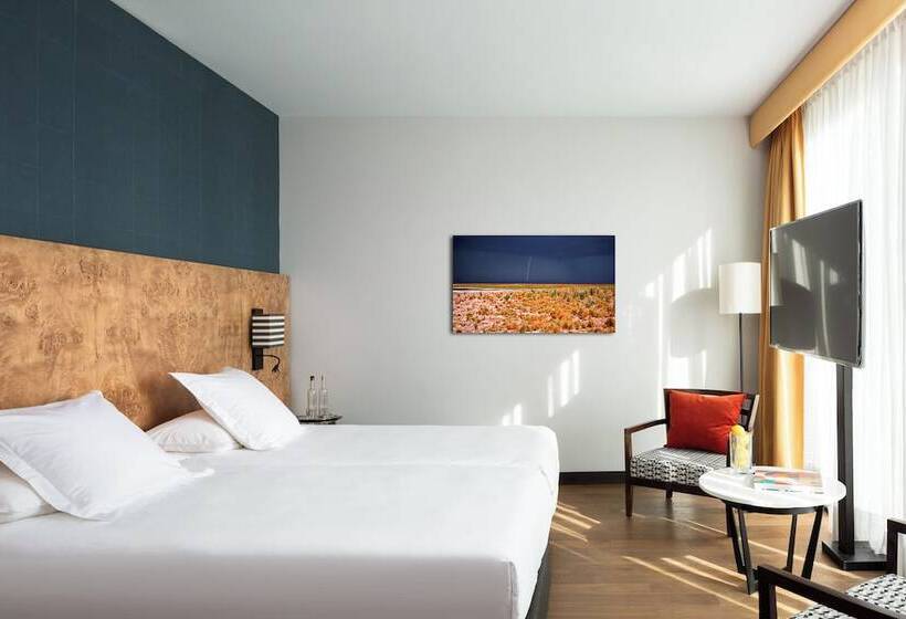 اتاق لوکس, Debaines Hotel Santiago