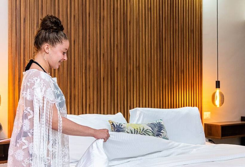 Quarto Deluxe, Alkquimia Hotel Lounge And Bar