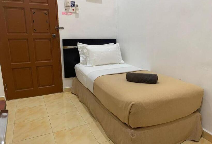 Номер Стандарт Индивидуальный, Anggerik Impian Hotel  Best For Travellers At Kuala Berang